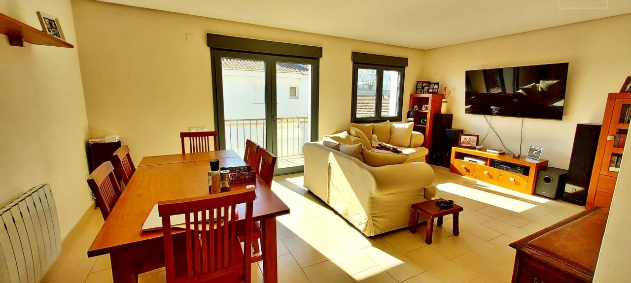 Large Townhouse For Sale in Javea