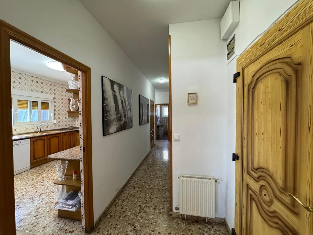 Independent chalet with large plot and private pool in Las Marinas - Dénia
