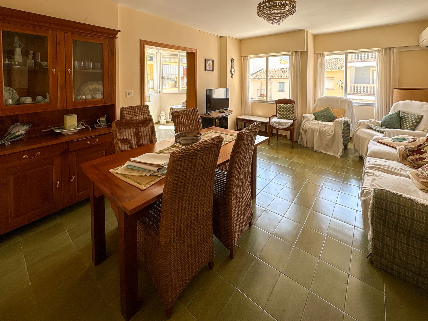 Completing farm in the heart of Dénia.
