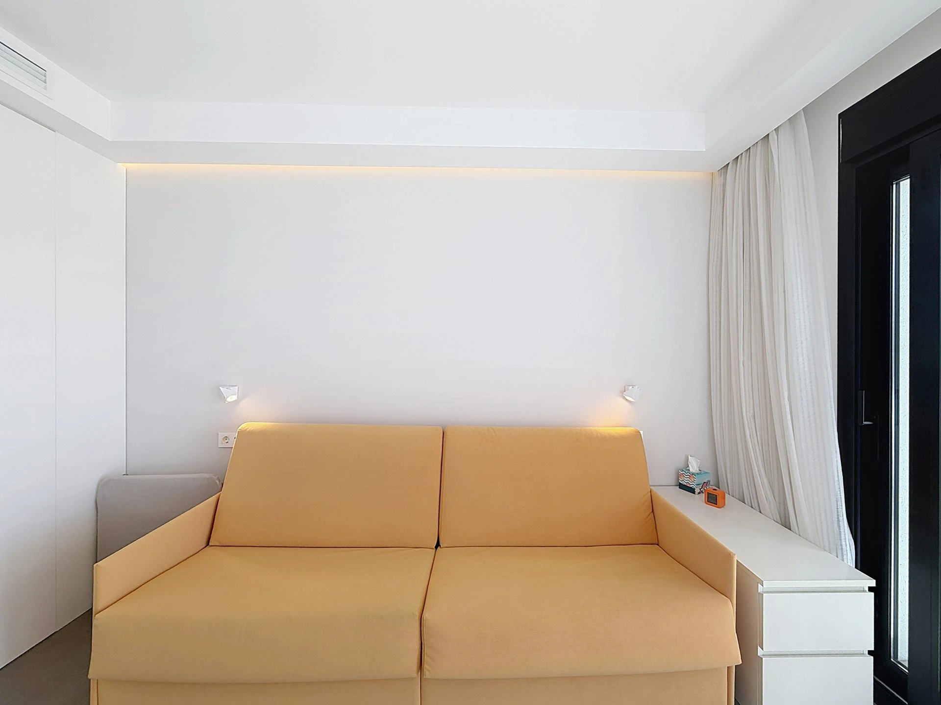Cumbre del Sol luxe modern penthouse met uitzicht op de kliffen en de zee