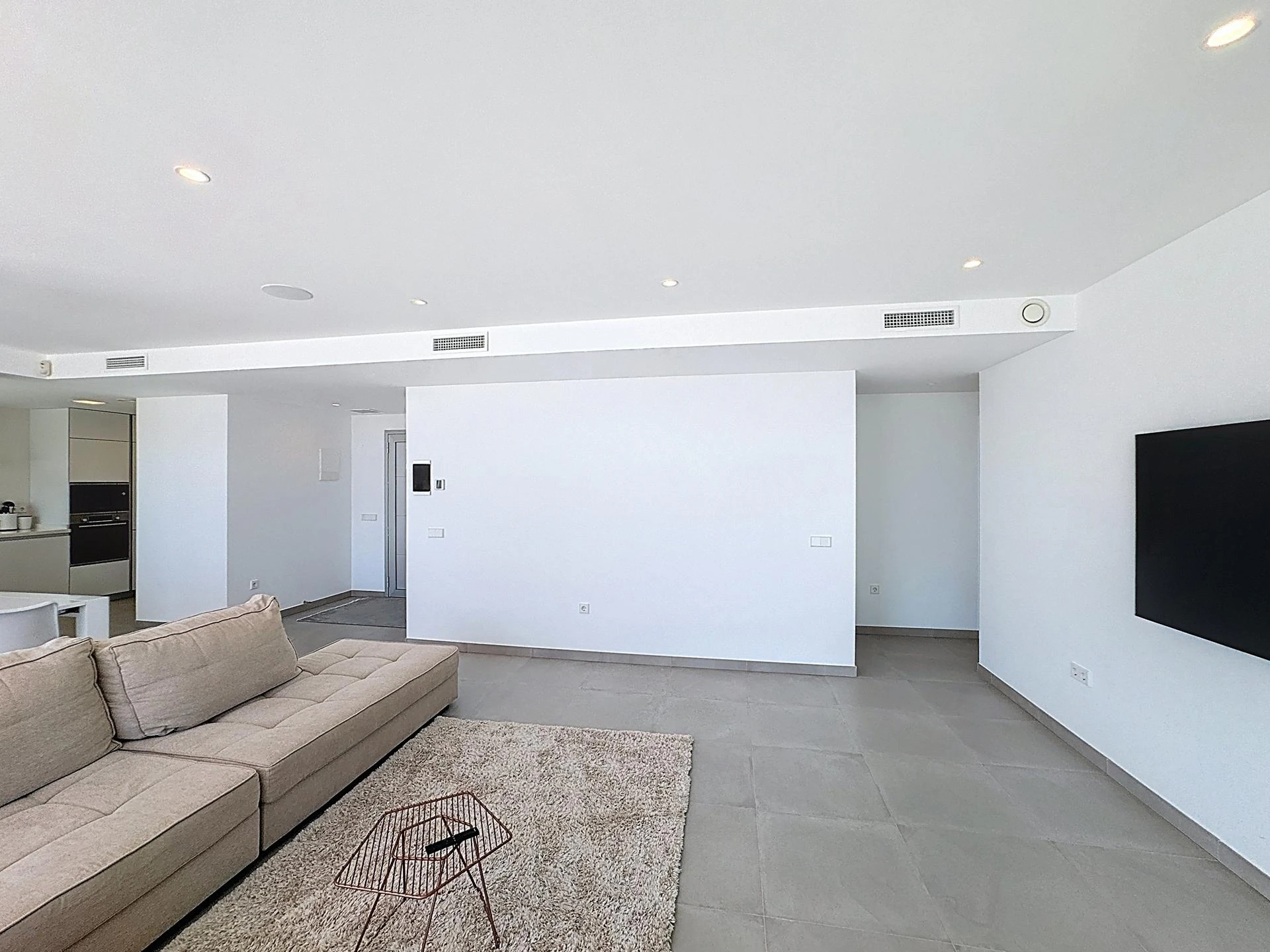 Cumbre del Sol modern villa with sea views and private pool