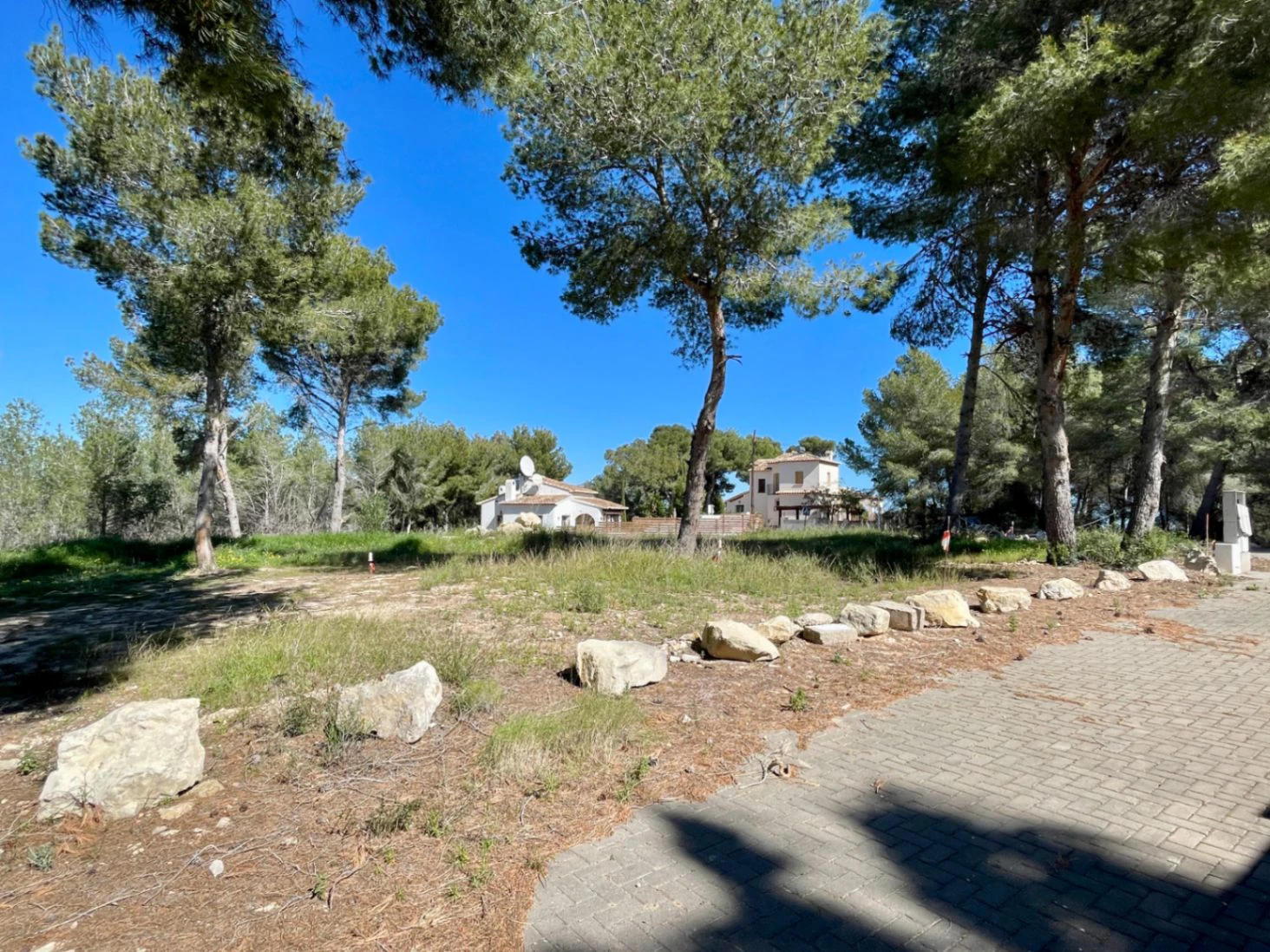 Parcela urbana cerca de todos los servicios en Moraira