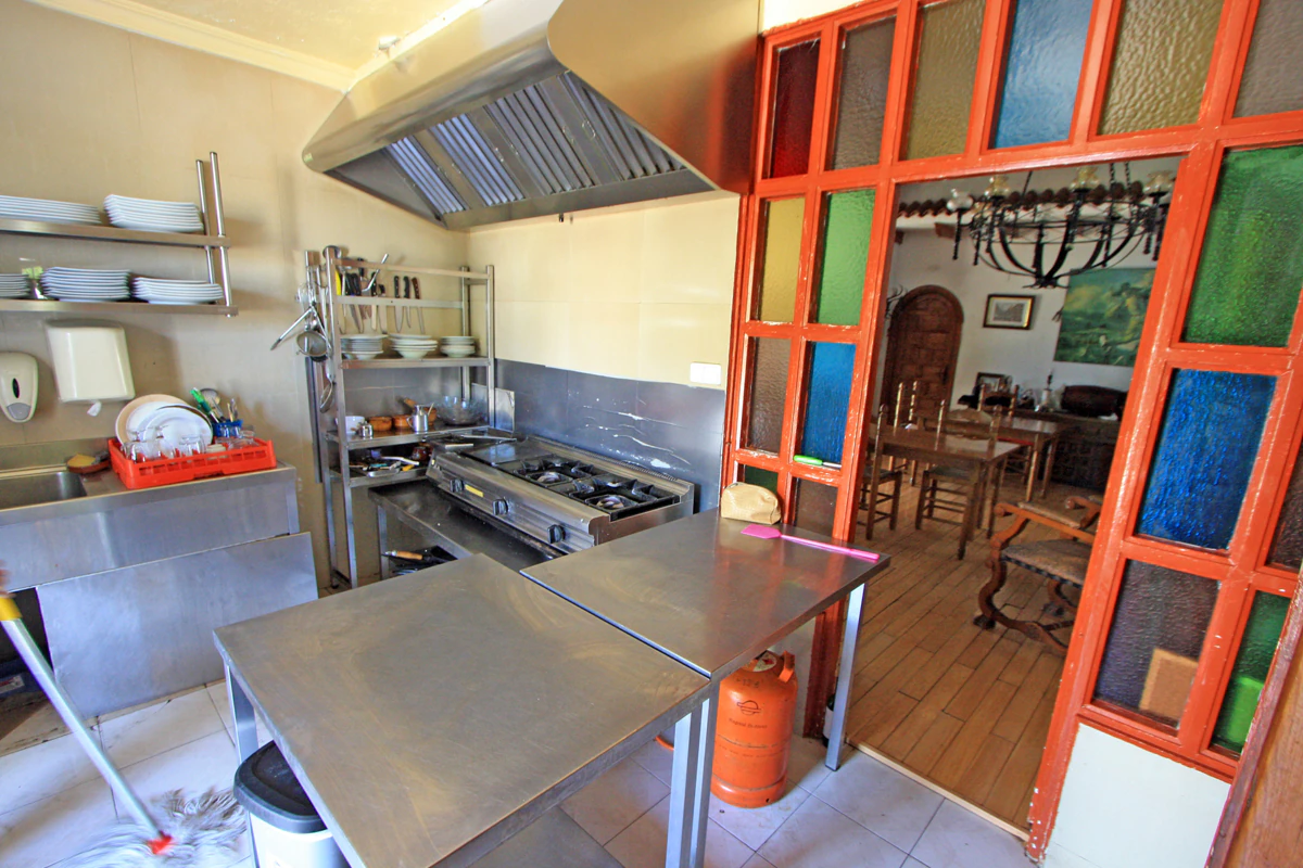 Brasserie-restaurant for sale in Vergel