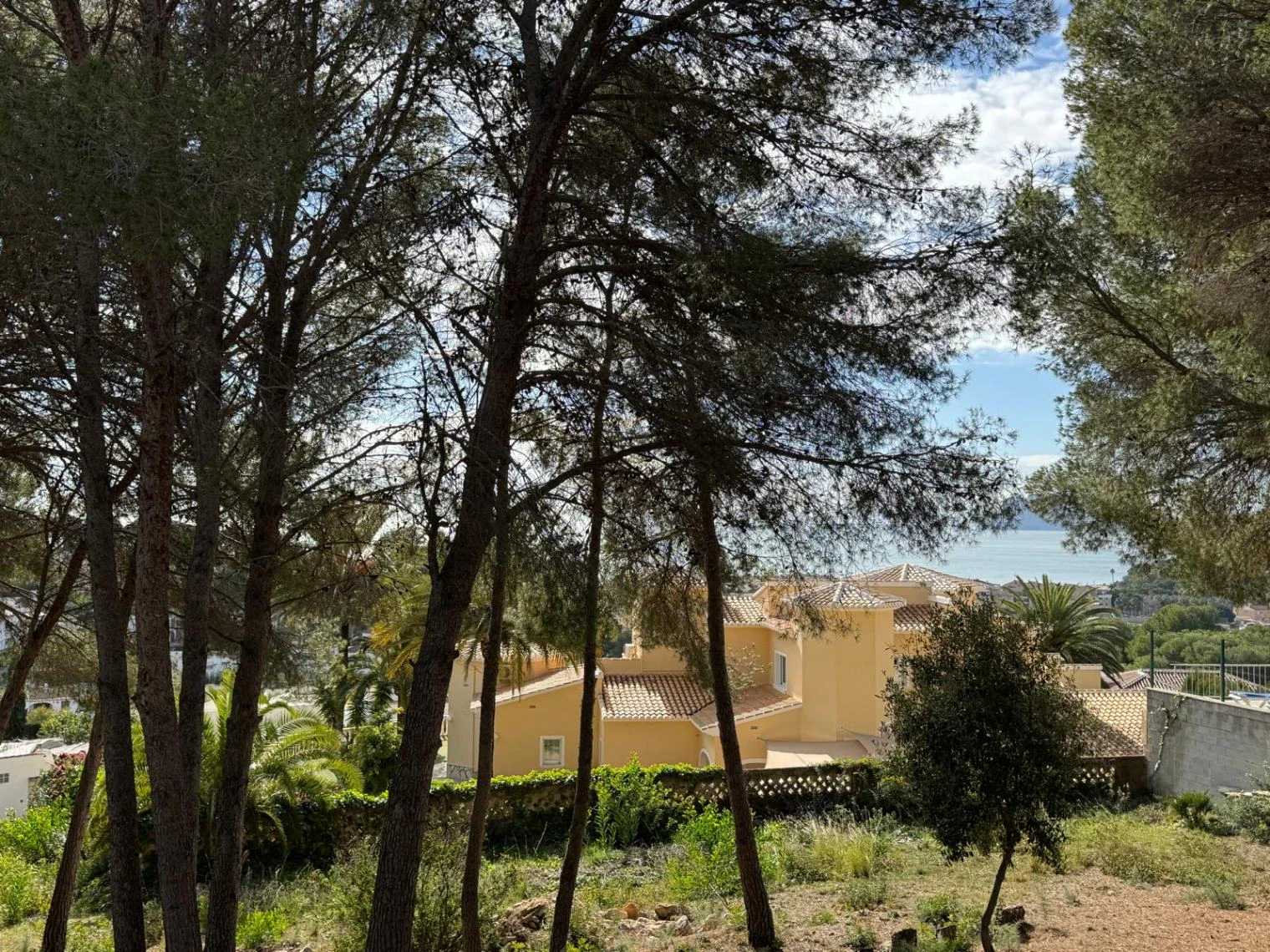 Grundstück zum Verkauf in Moraira