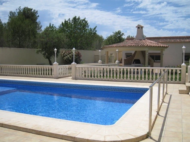 Villa zum verkauf in Albir