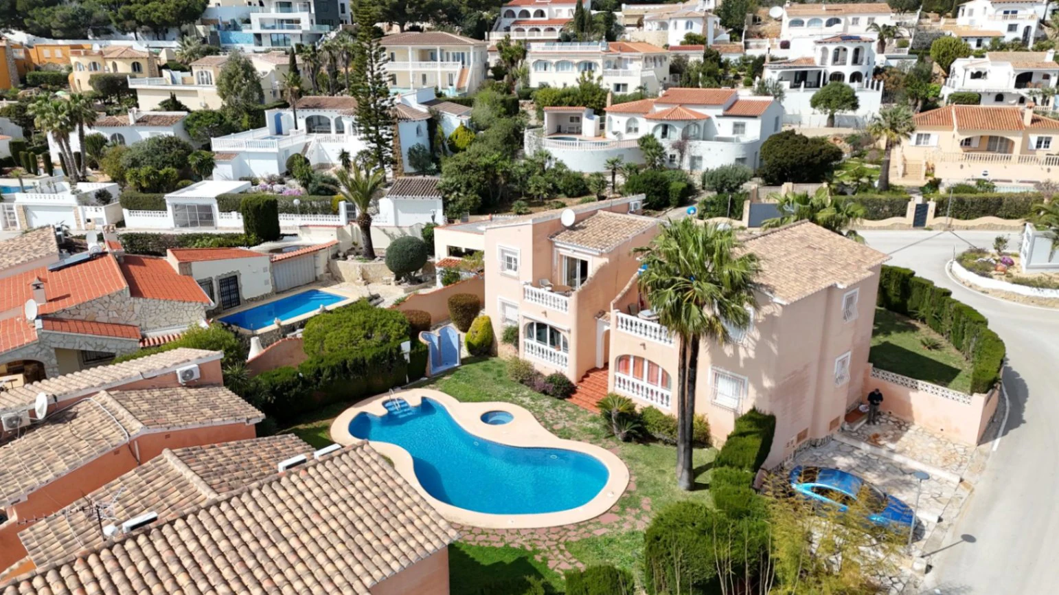 Cumbre del Sol appartement gerenoveerd met uitzicht op zee