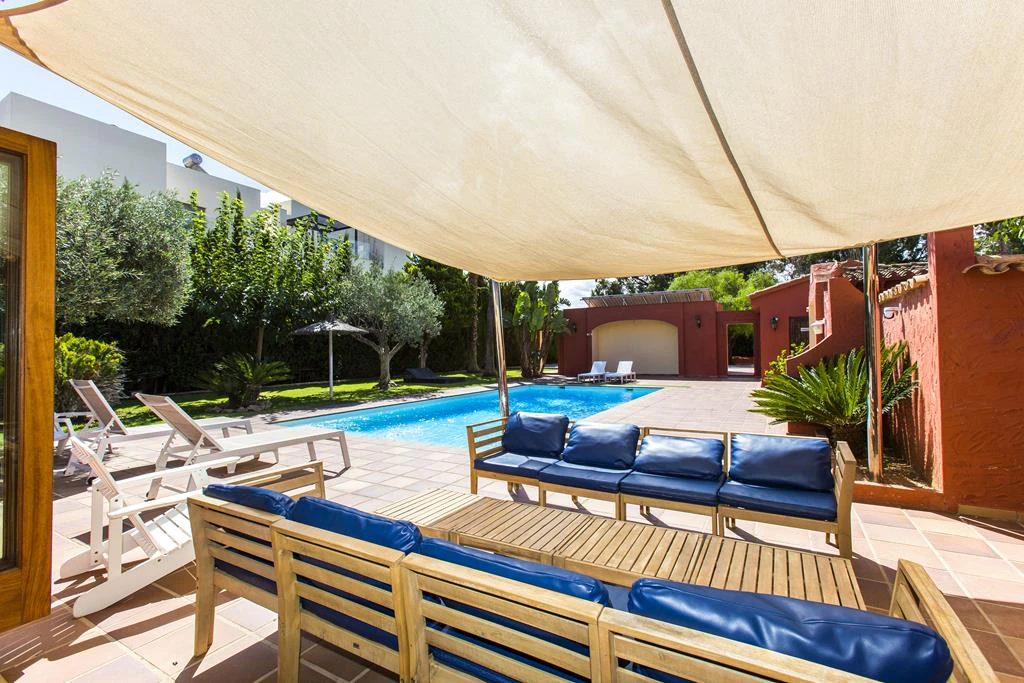 Villa with direct access to one of the best beaches in Dénia