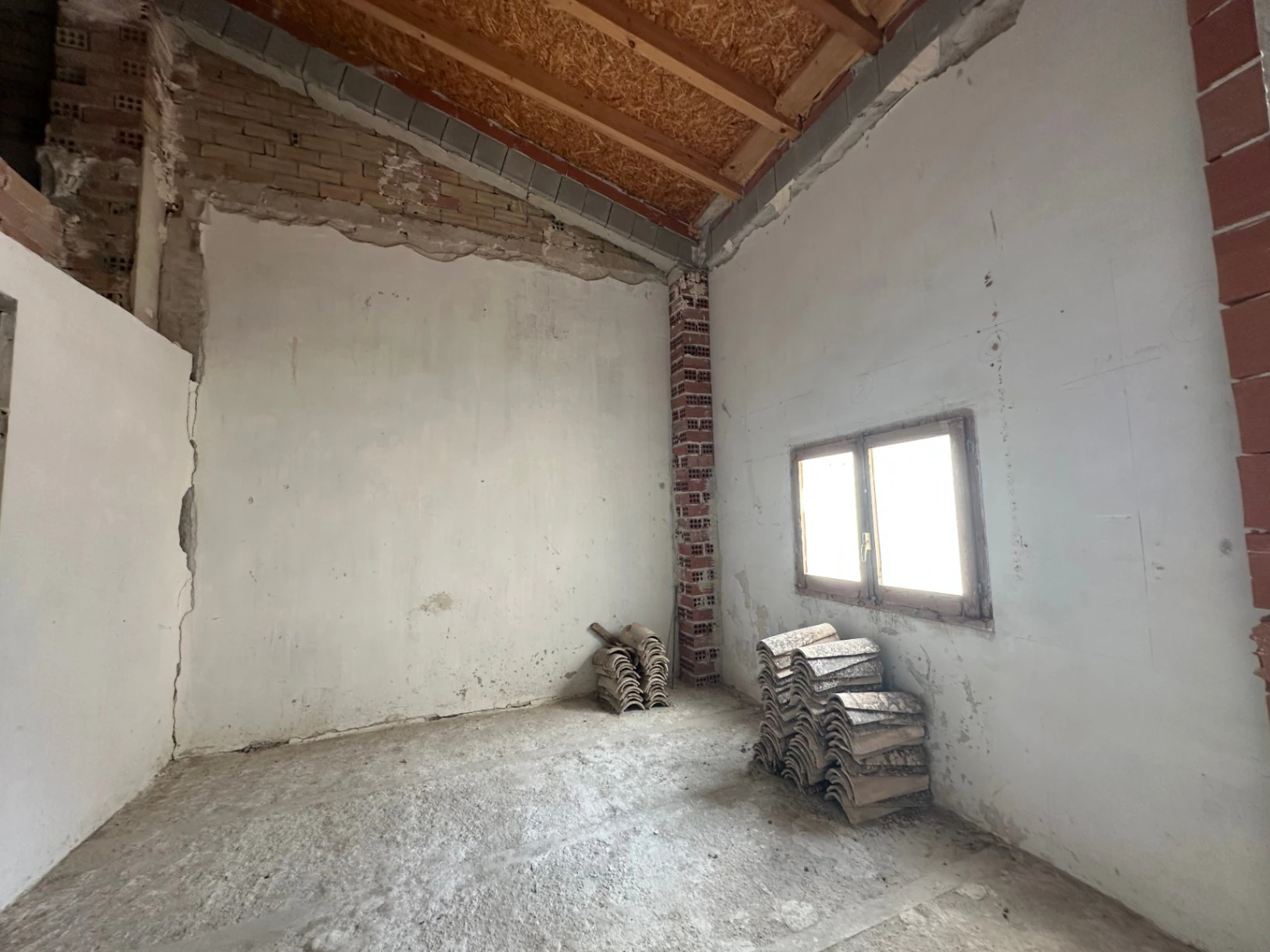 Ruim dorpshuis in het centrum van Teulada – 230 m² met een grote interne patio en meerdere mogelijkheden
