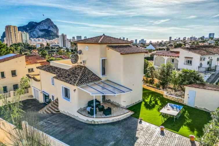 Villa for sale in Calpe, Costeres