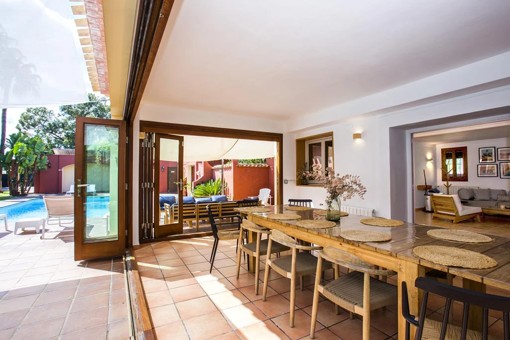 Villa with direct access to one of the best beaches in Dénia