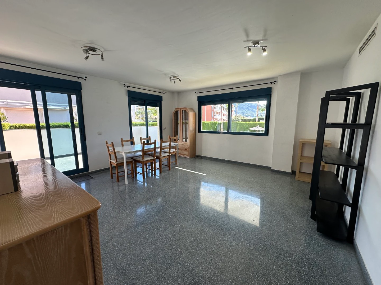 Apartment for sale with 3 bedrooms in Denia, Alicante.