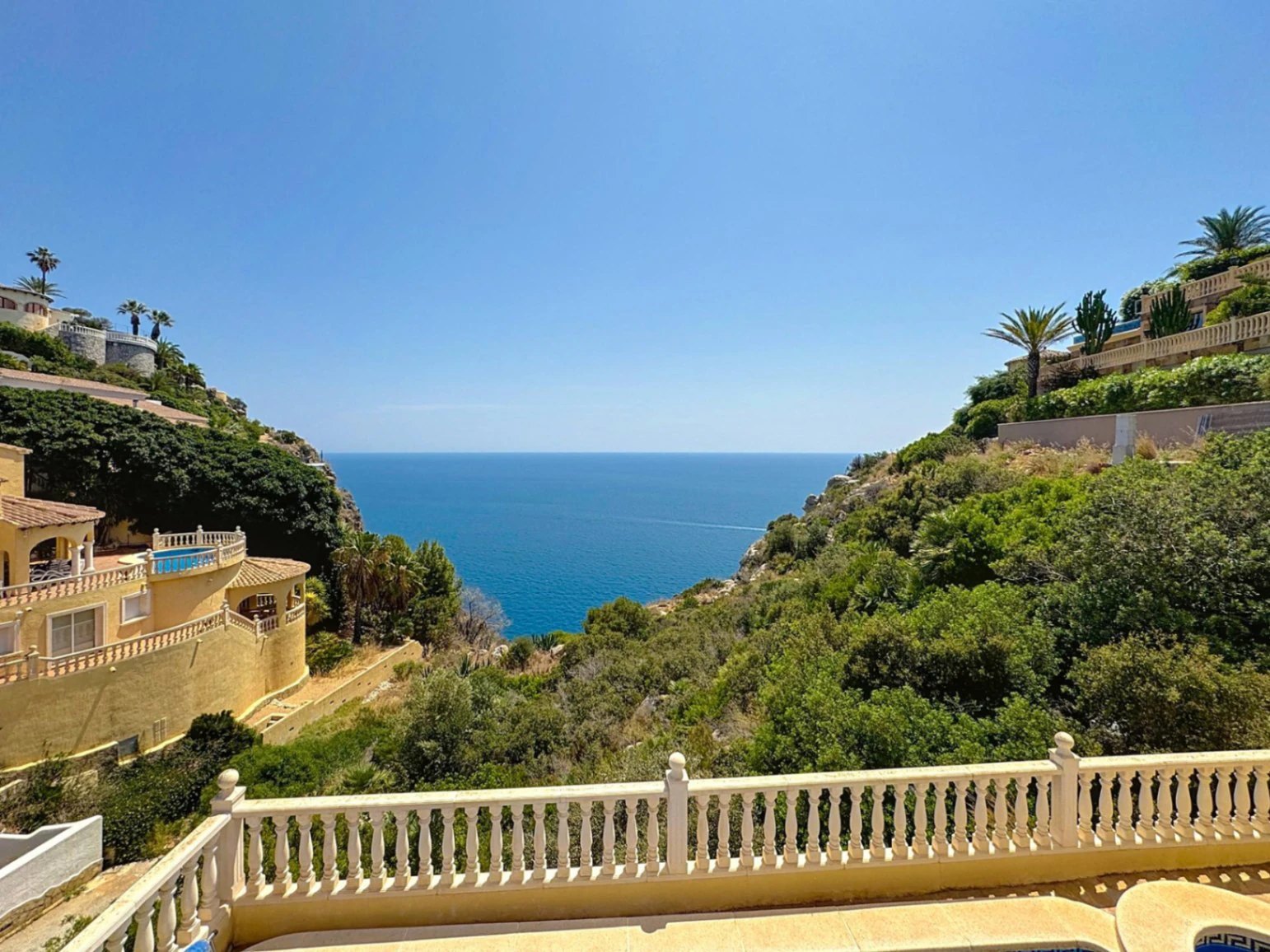 Cumbre del Sol villa met uitzicht op zee en privézwembad