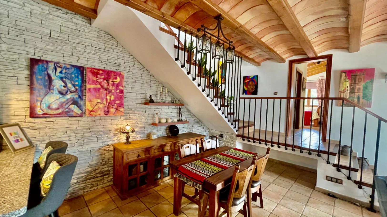 Villa for sale in Alcalali: Main house 4 bed, separate 2 bed casita