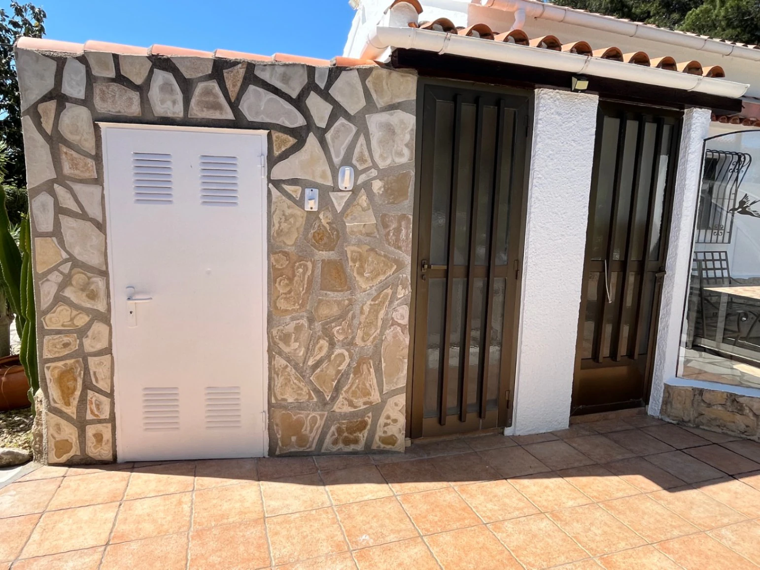 Chalet zu verkaufen mit 3 Schlafzimmern in Els Poblets, Alicante