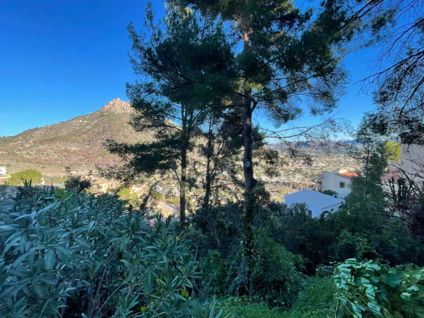 Parcelle avec vue dégagée à vendre à Calpe
