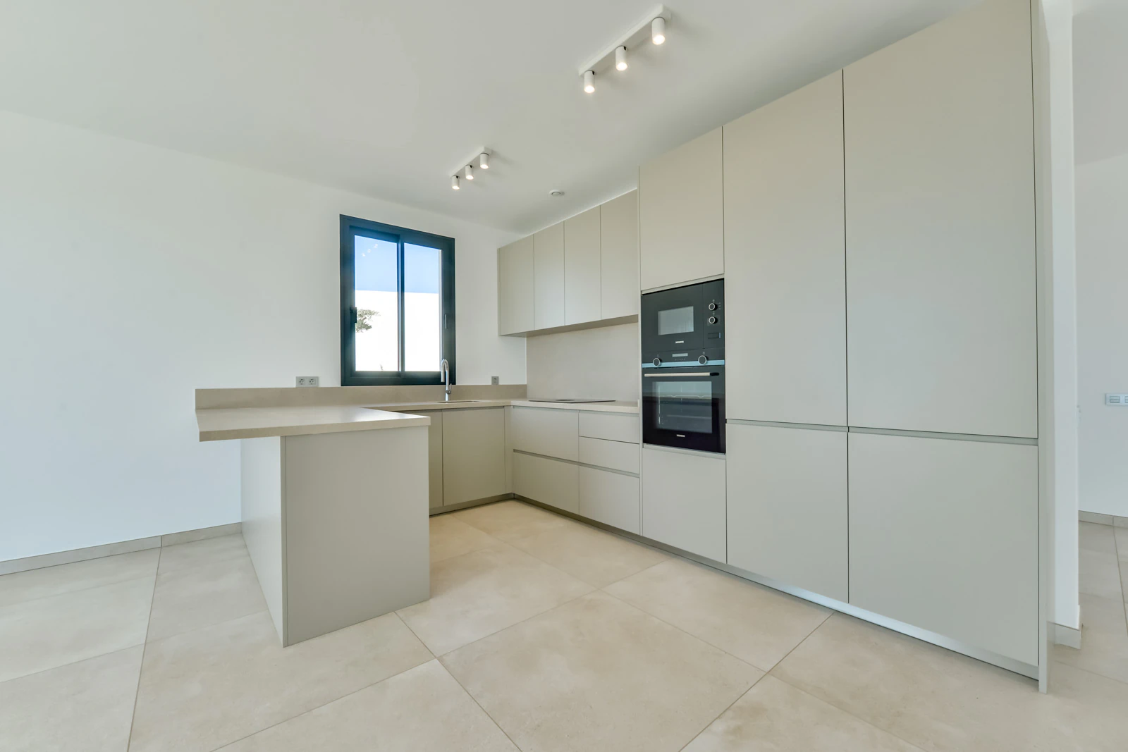 Schöne neue Villa in Finestrat