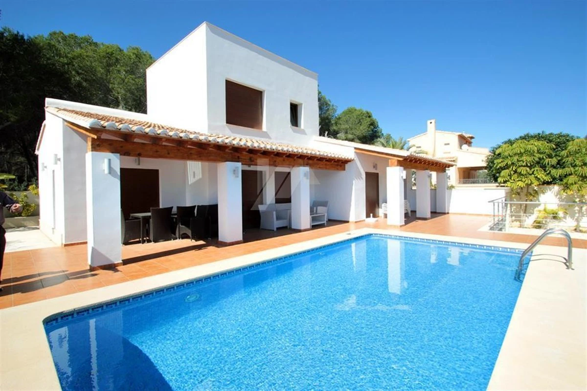 Villa's te koop in Moraira, Costa Blanca.