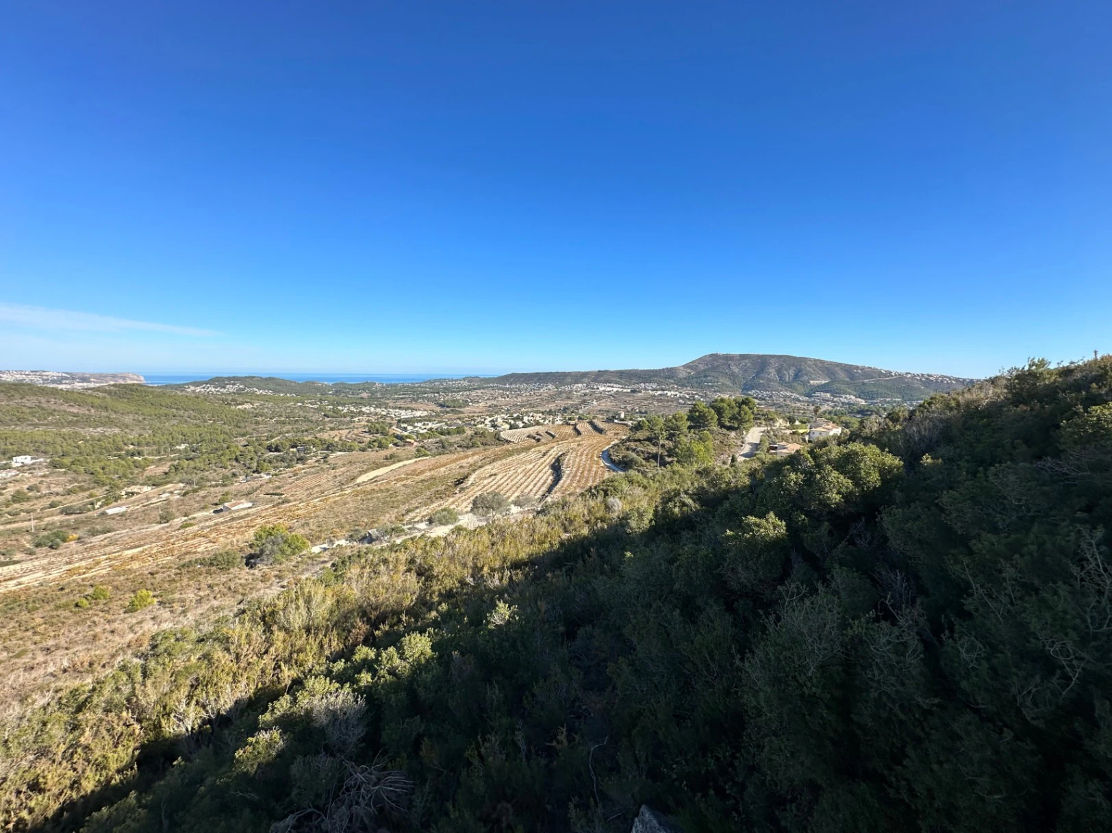 Terreno rustico con vistas