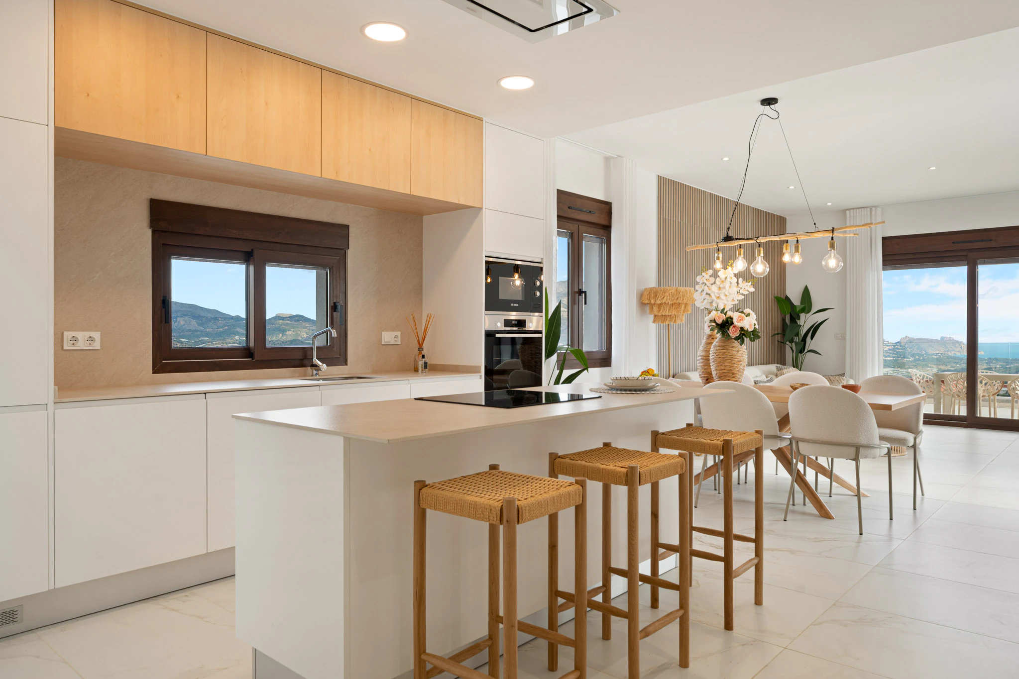 Villa in Polop with Sea and Mountain Views