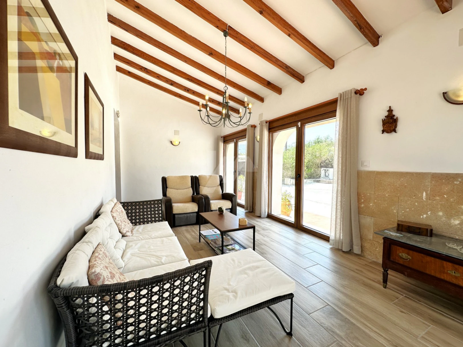 Mediterranean-style villa for sale in Teulada-Moraira, Costa Blanca.