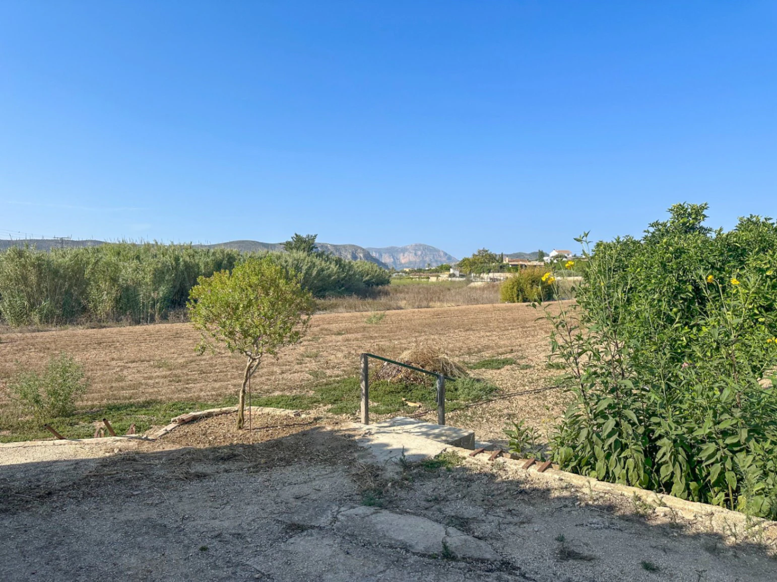 AGRICULTURELE WONING TE KOOP IN TEULADA