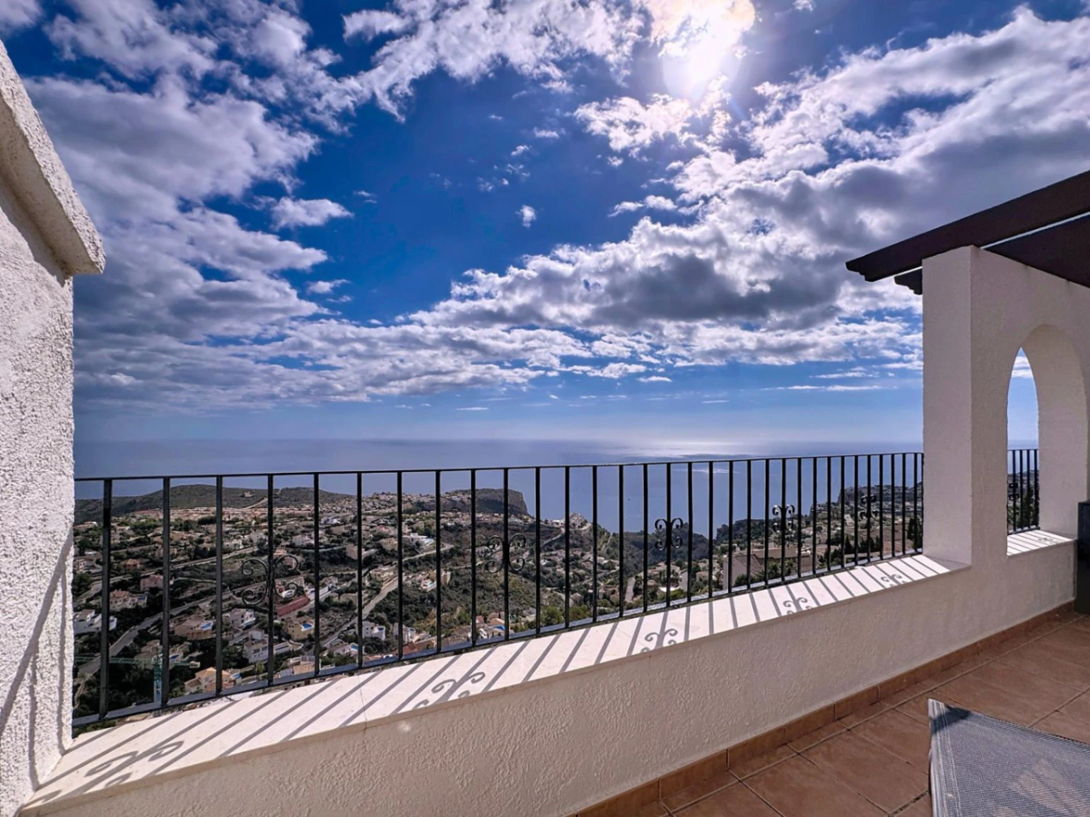 Cumbre del Sol duplex apartment with sea views