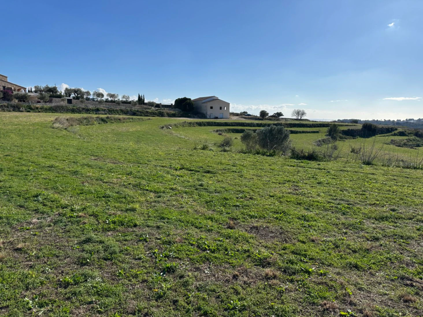 Parcela de terreno en Teulada con vistas al mar y gran potencial edificable
