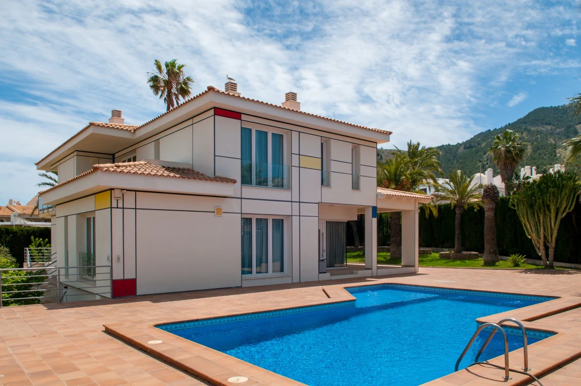 Villa zum verkauf in Albir