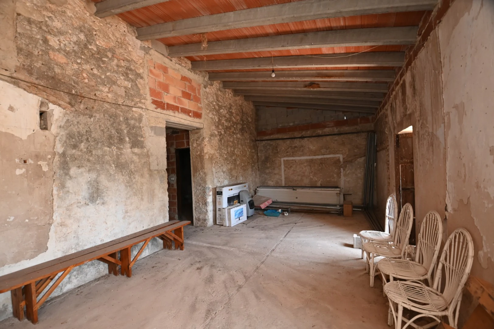 Finca à vendre près d'Ondara : 60 000 m² de terrain avec verger d'orangers et potentiel pour un nouveau développement