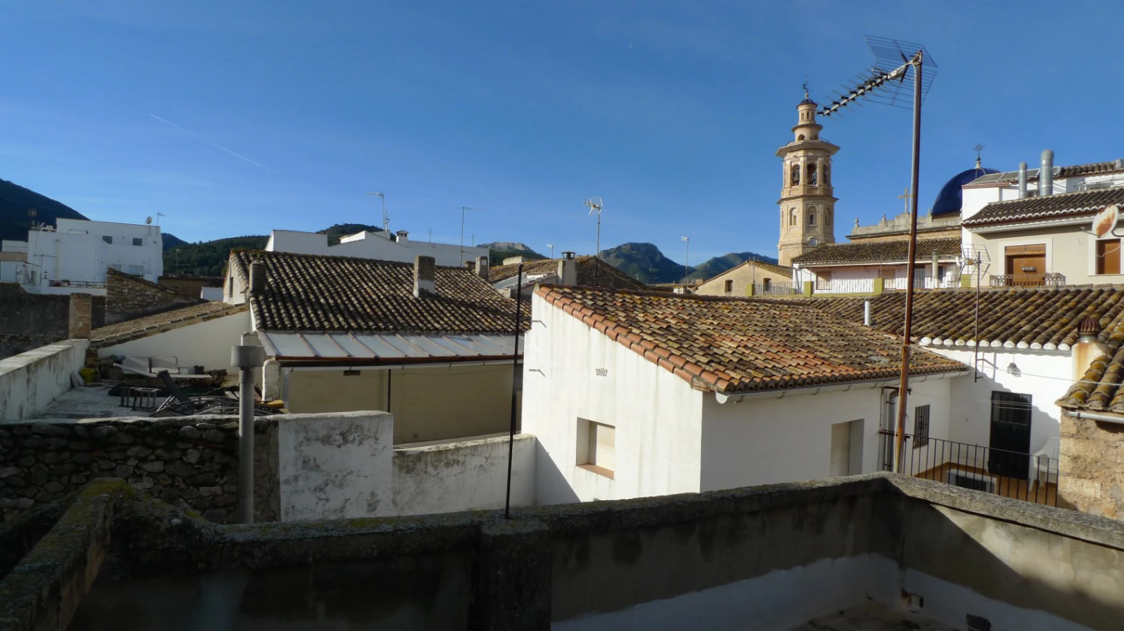 Maison mitoyenne à vendre à réformer à Jalón