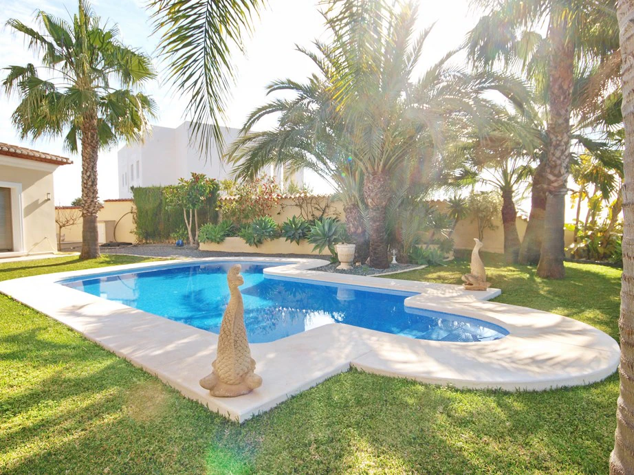 Villa for sale in Benissa