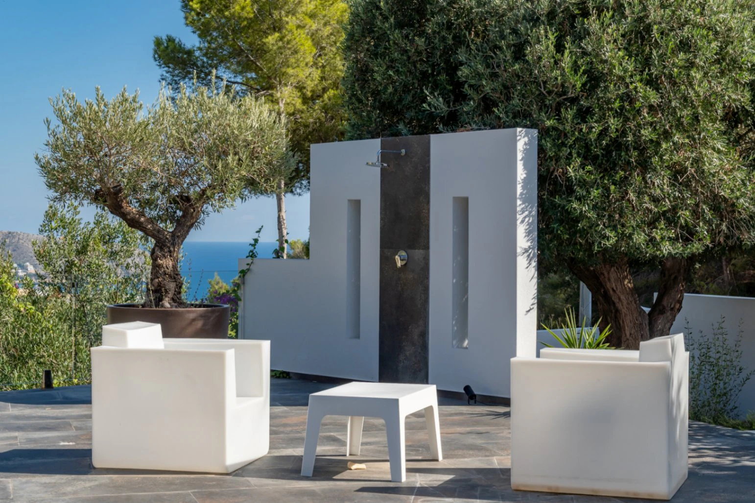 Impactante villa con vistas panorámicas al mar cerca de moraira