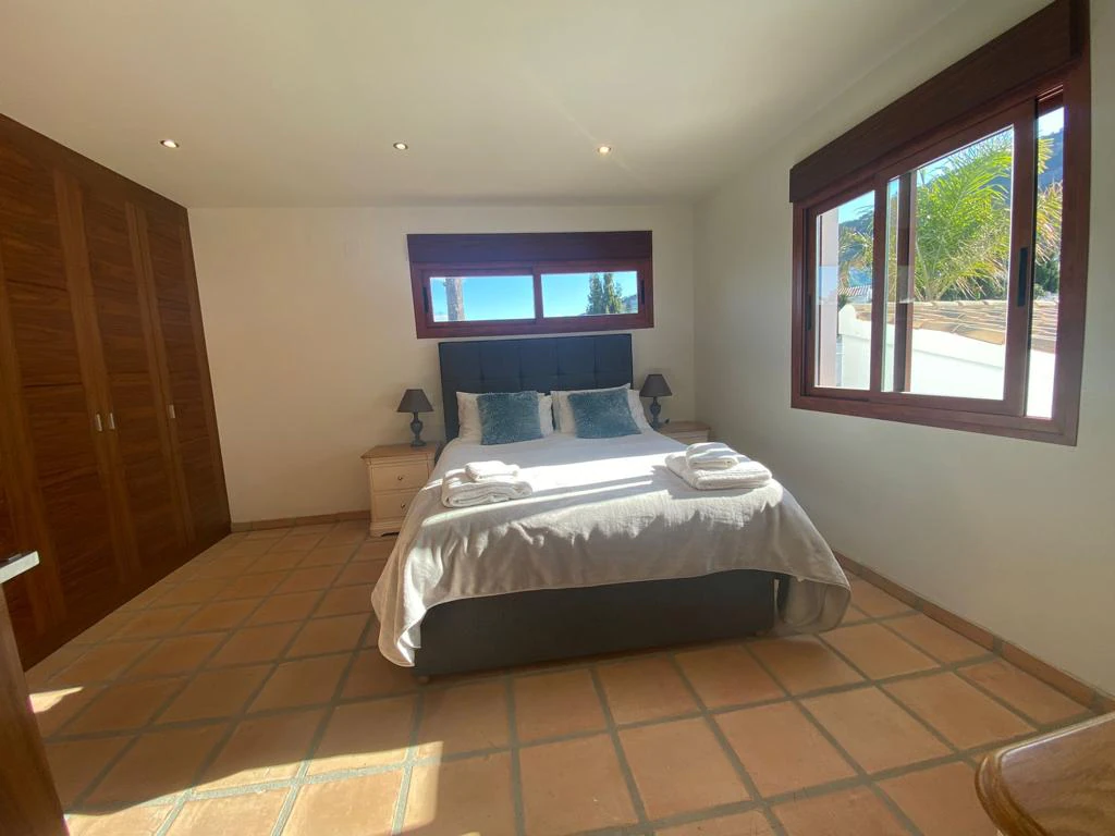 Villa zum verkauf in Albir