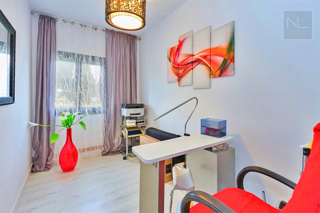 Half vrijstaande villa te koop in Pedreguer