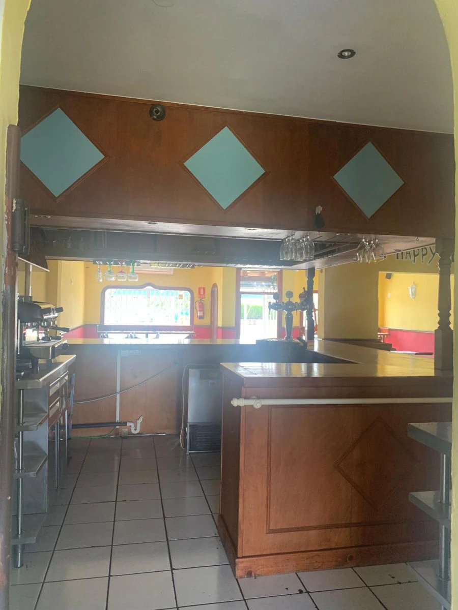 For Sale. Commercial premises in Denia