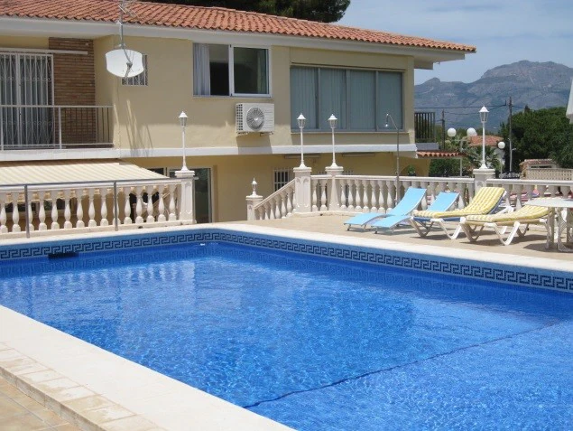 Villa zum verkauf in Albir