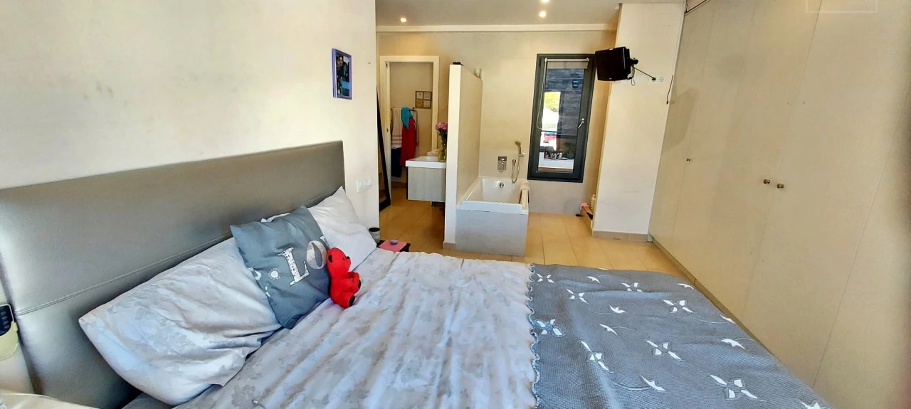 Large Townhouse For Sale in Javea