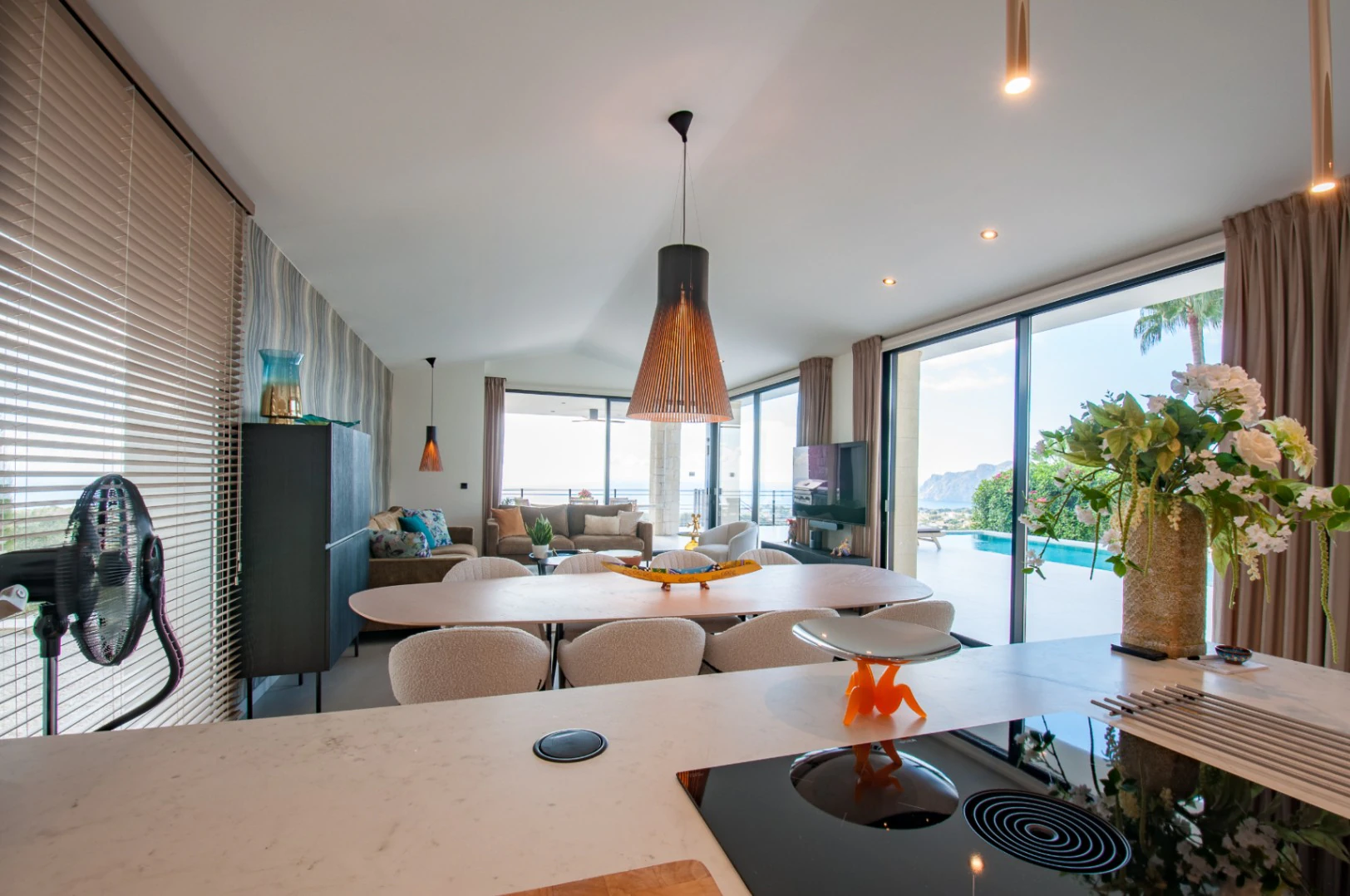 Luxury, Villa, Comfort and Spectacular Views in Benissa.