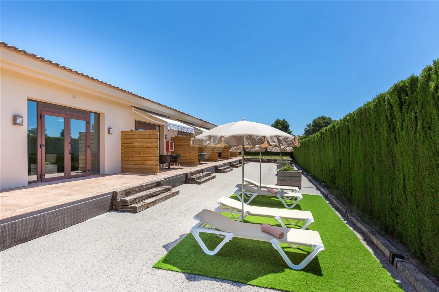 Nice hotel for sale in Jávea.