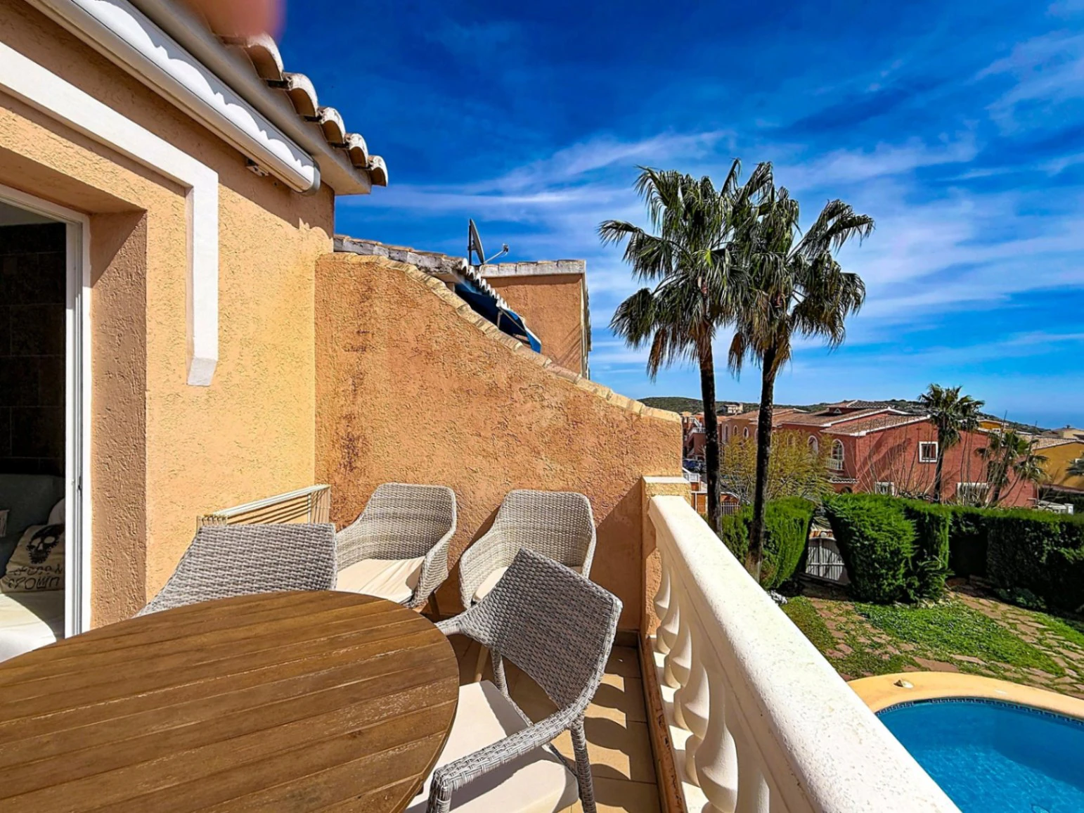 Cumbre del Sol appartement gerenoveerd met uitzicht op zee