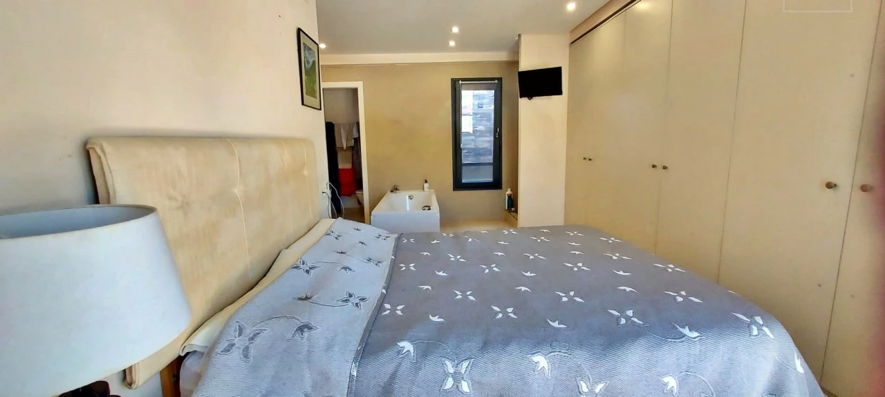 Large Townhouse For Sale in Javea