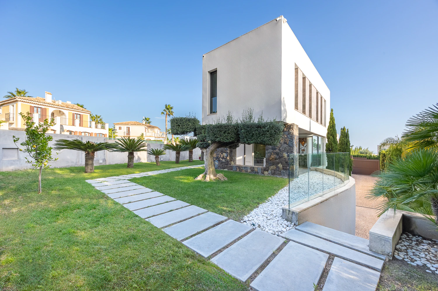 Villa for sale in Finestrat