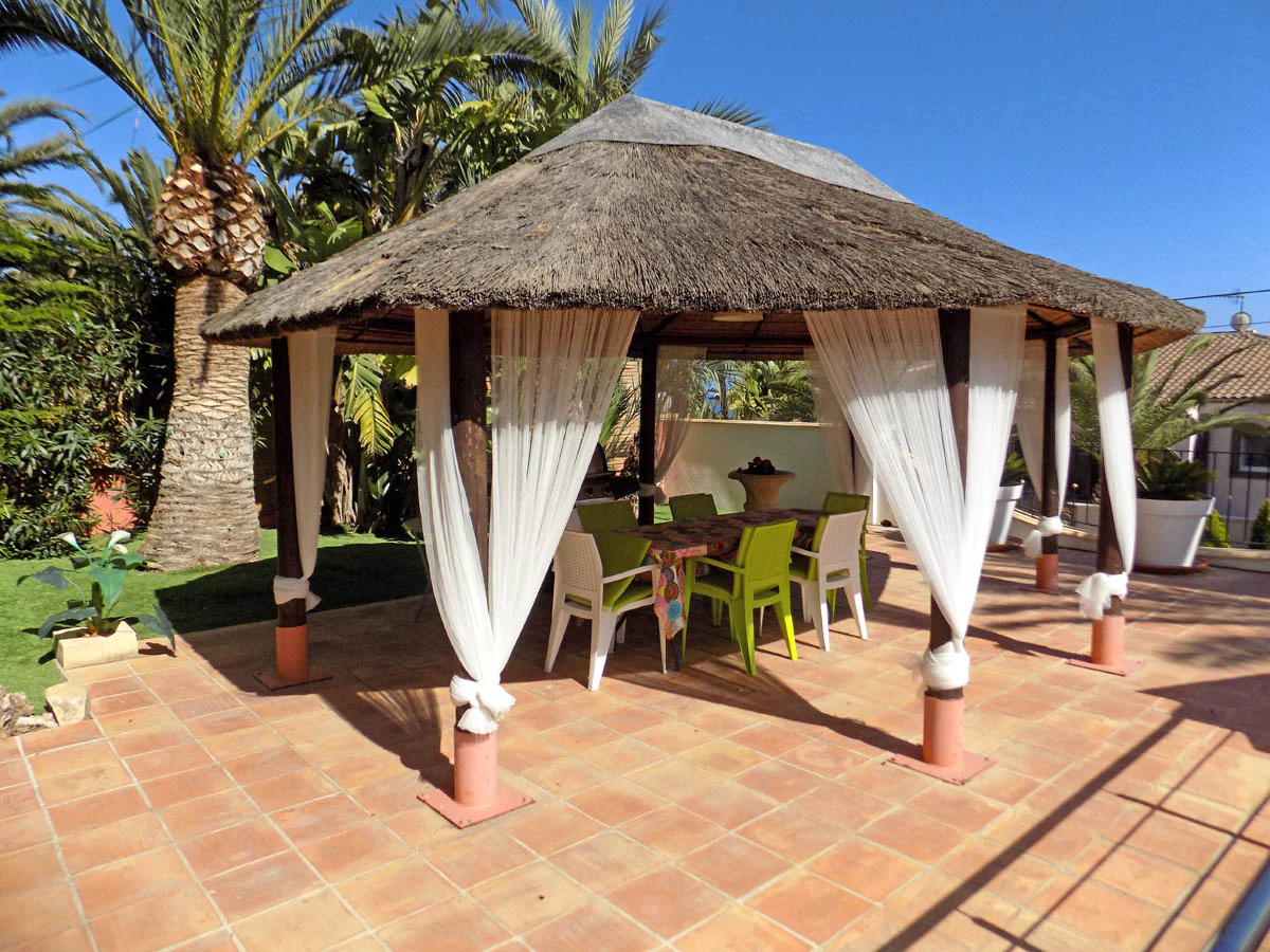 Villa te koop in Moraira met uitzicht op zee