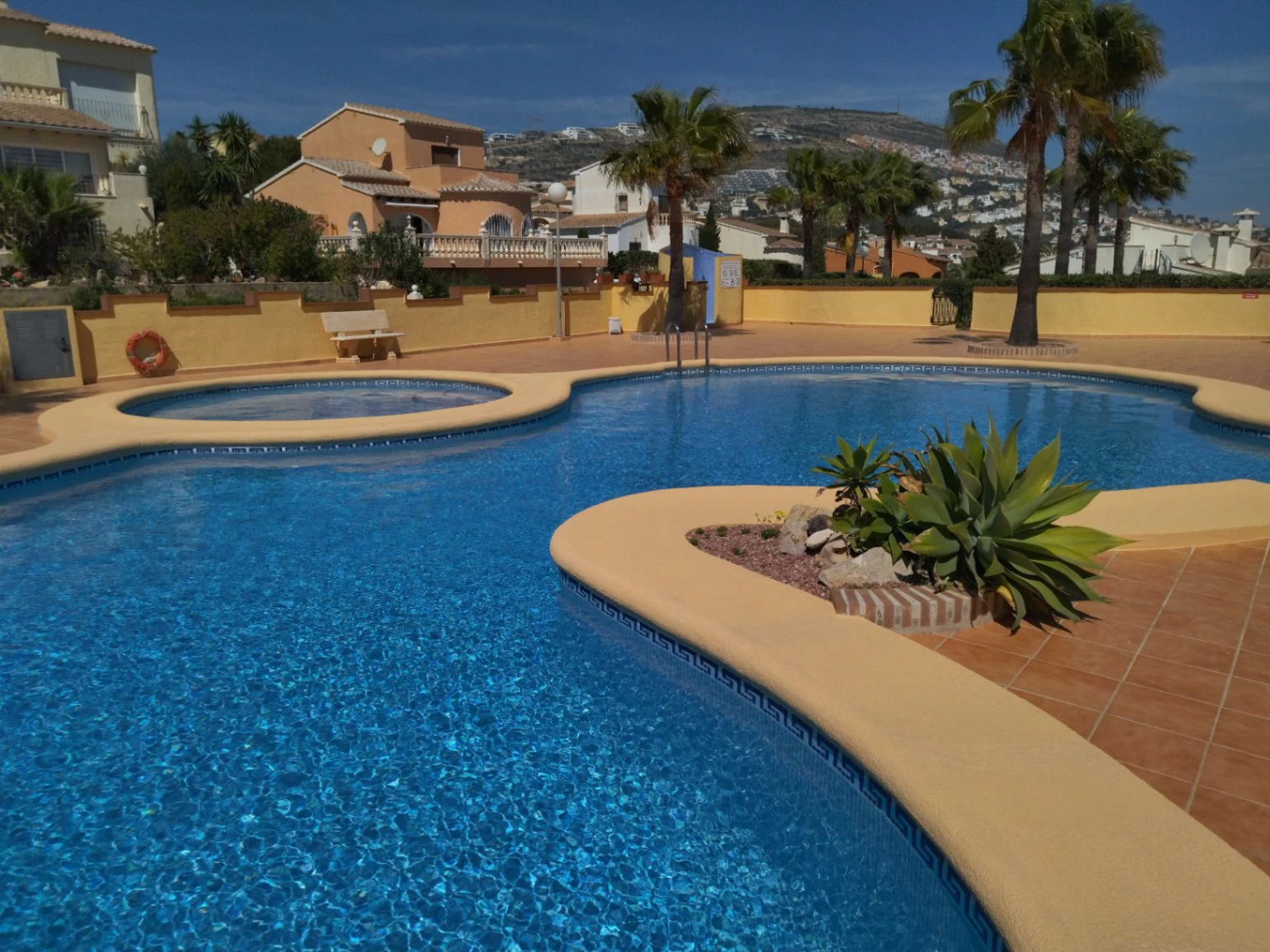 Cumbre del Sol Villa met uitzicht op zee en gemeenschappelijk zwembad