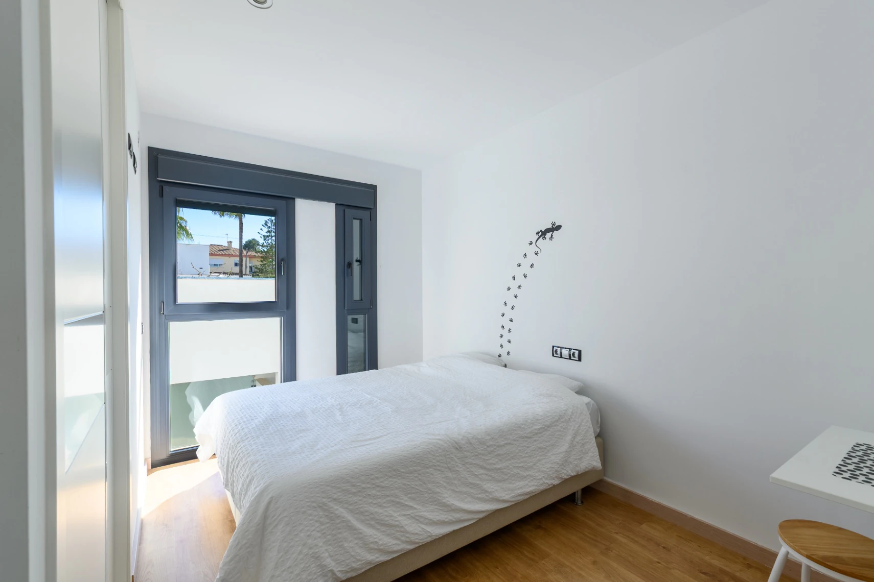 Modernes Haus in Albir – 3 Schlafzimmer, eigenes Grundstück und fußläufig zur Stadt