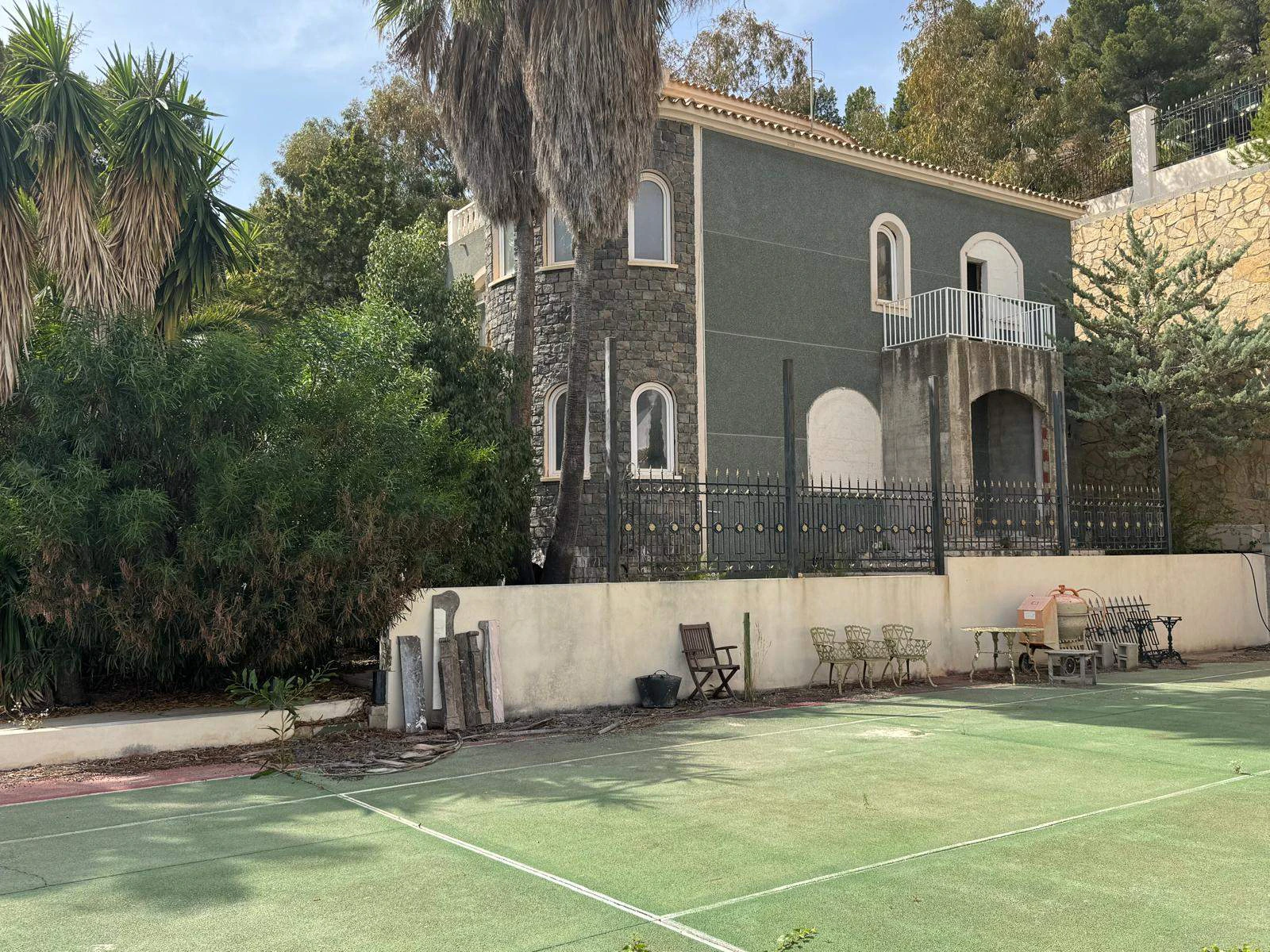Villa for sale in Altea