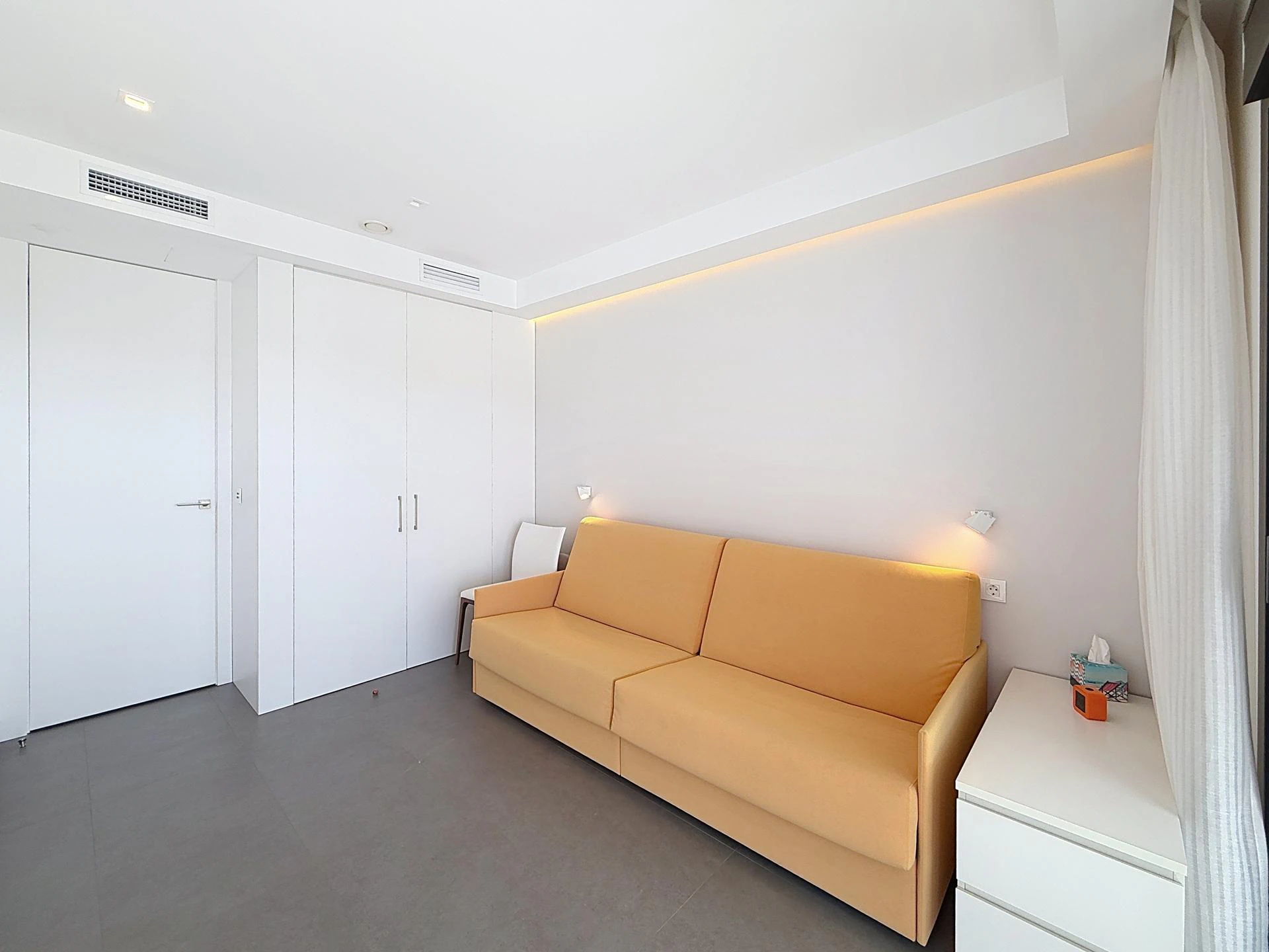 Cumbre del Sol luxe modern penthouse met uitzicht op de kliffen en de zee