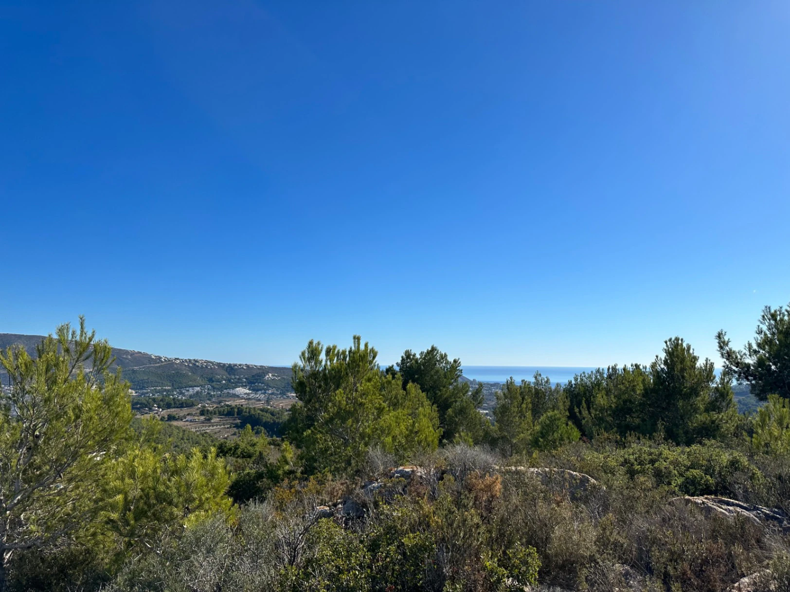 Terreno rustico con vistas