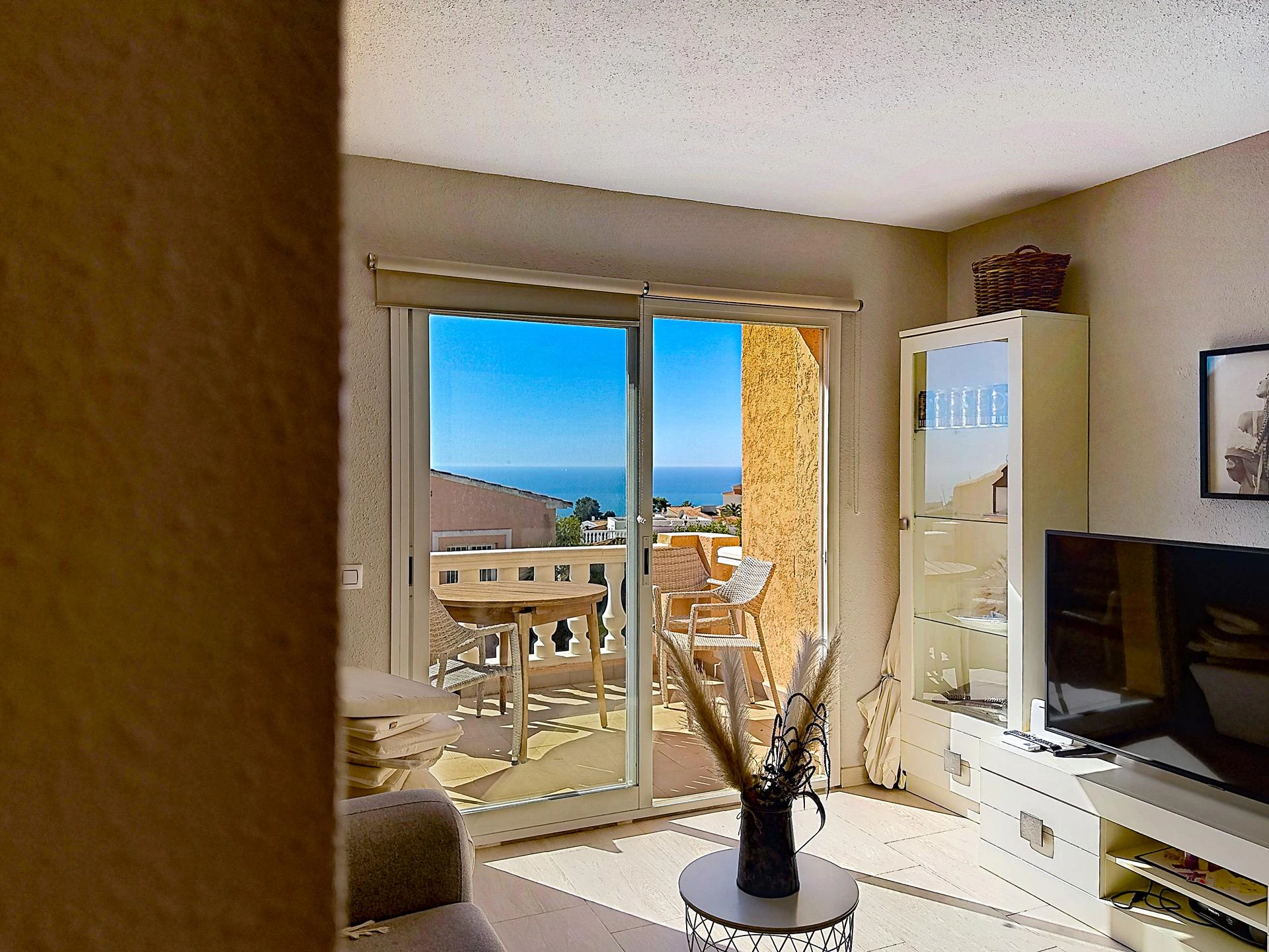 Cumbre del Sol appartement gerenoveerd met uitzicht op zee