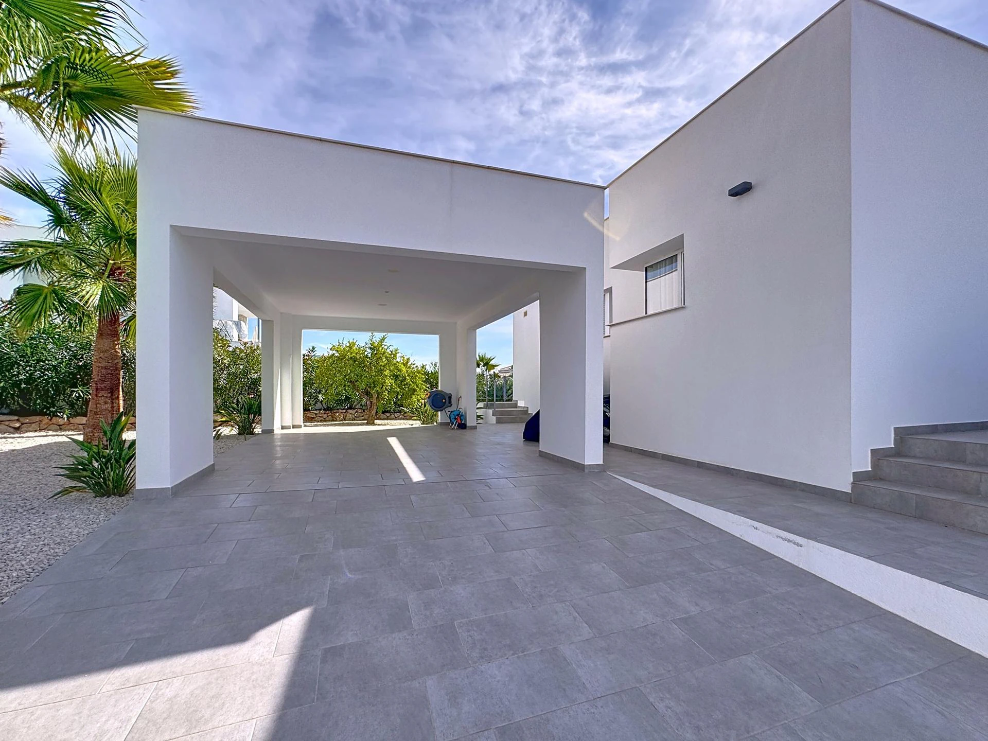 Cumbre del Sol Moderne villa met uitzicht op zee